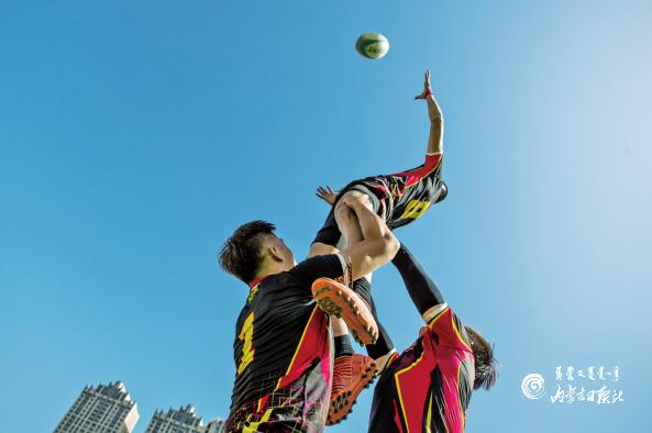 挥洒汗水 热血青春